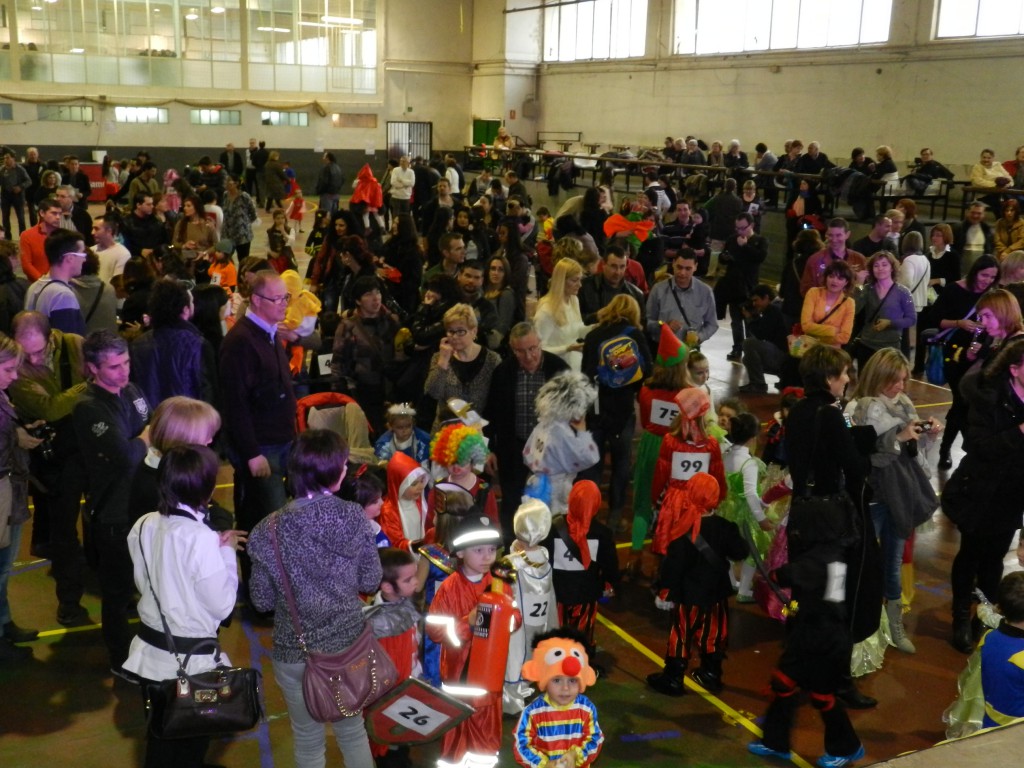 Carnestoltes infantil a Artesa de Segre (Marta Serret)