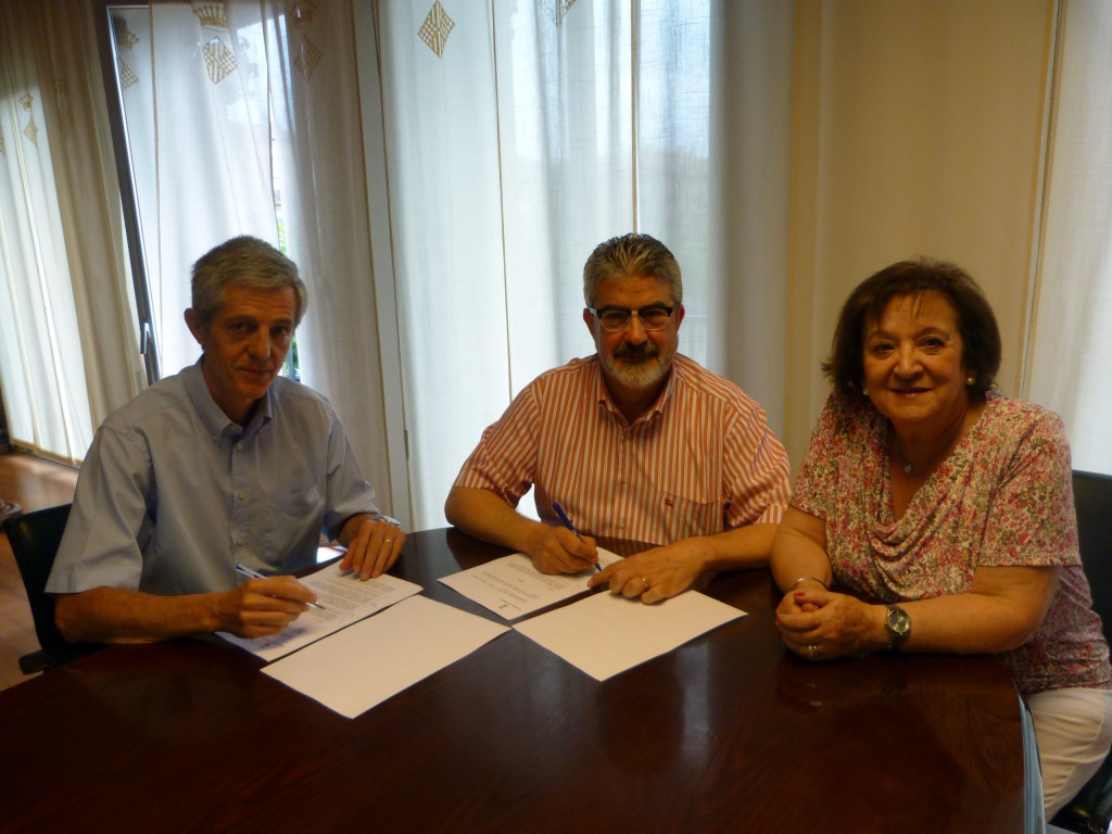 Signatura del conveni (Foto: Aj. Balaguer)