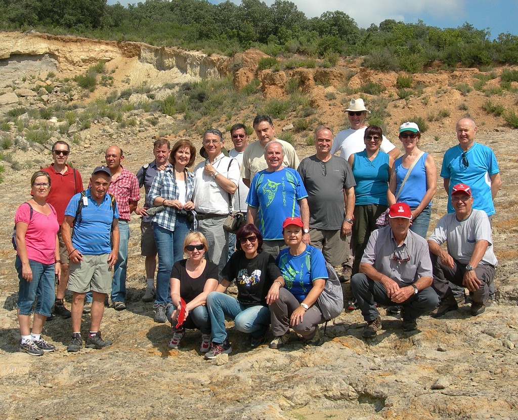 Grup participant de l'activitat geo-palentològica (Foto: Centre Excursionista de Balaguer)