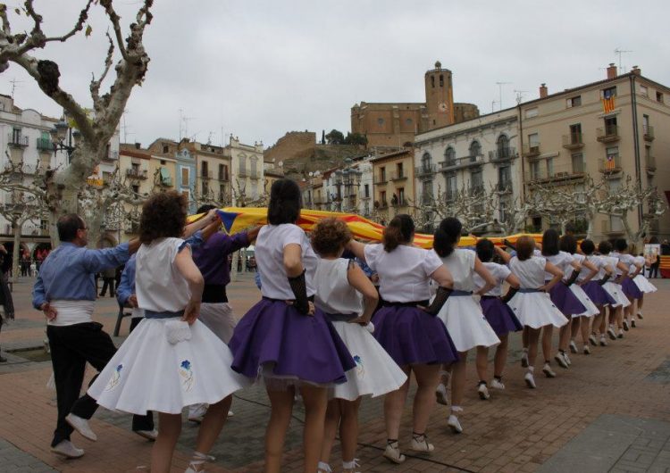 Balaguer celebra el Dia Universal de la Sardana