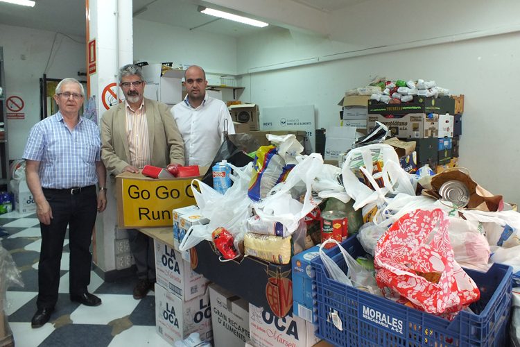 La Cursa del Foc recull 1.300 quilos d’aliments solidaris