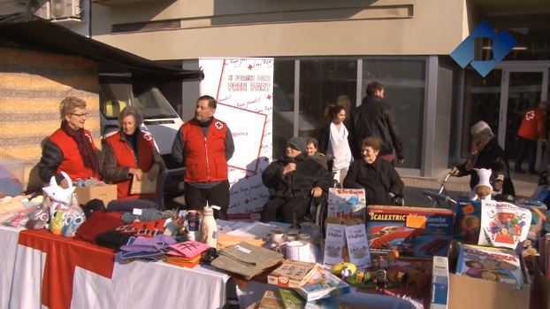 Els “avis solidaris” tornen a tenir presència als mercats de la comarca