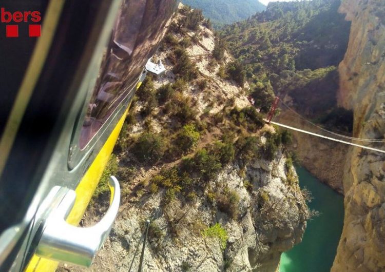 Els Bombers evacuen un noi de 22 anys al Congost de Mont-rebei