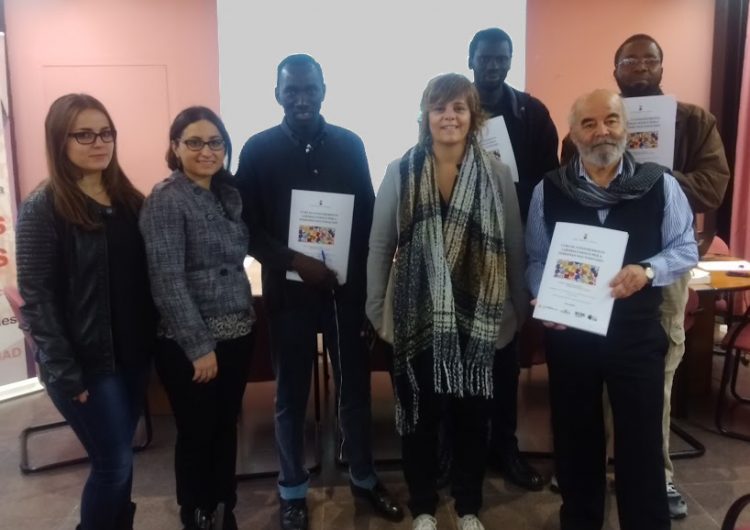 L’Àrea de Serveis Socials del Consell Comarcal inicia cursos sobre coneixements laborals bàsics per a persones nouvingudes