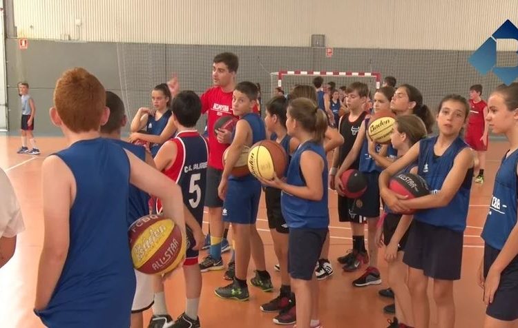 Una cinquantena de nens particpen al campus BCAMP del C.B. Balaguer