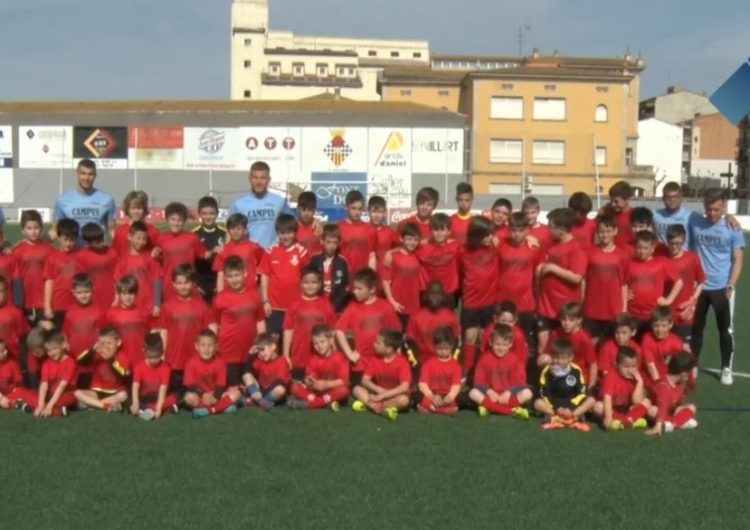 Una seixantena de jugadors participen al Campus de Setmana Santa del CF Balaguer