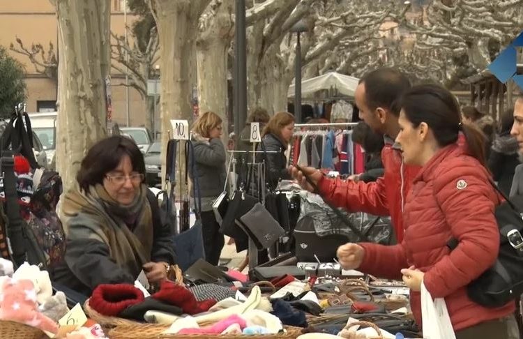 El Mercat de les Rebaixes tanca amb satisfacció tot i el mal temps