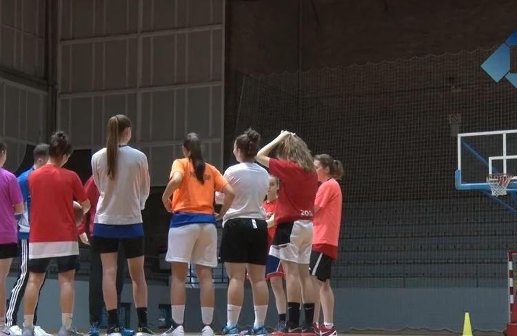 El sènior femení del CBBalaguer encarrila l’ascens