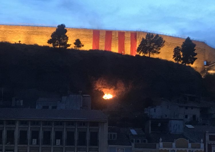 El 112 rep prop de 4.000 trucades per la revetlla de Sant Joan i els Bombers de la Generalitat atenen 1.175 serveis