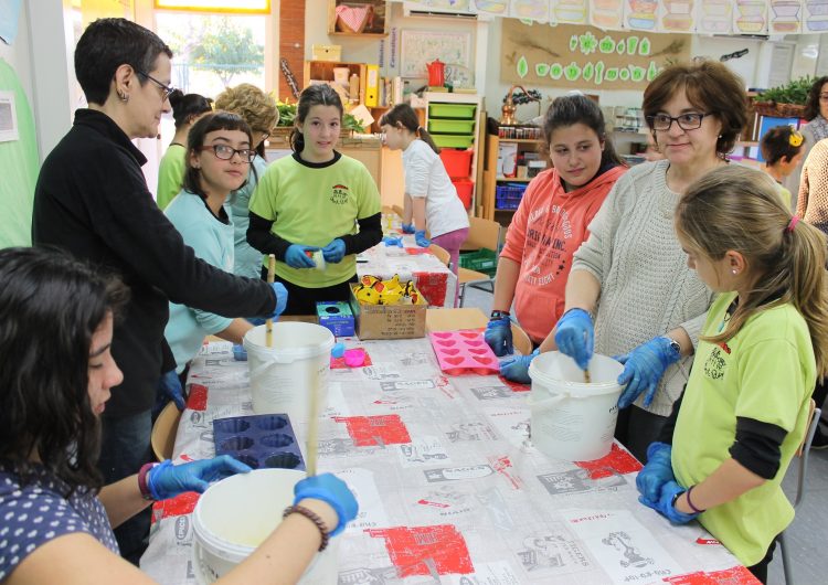 Les famílies de l’escola Mont-roig participen del “repte d’emprenedoria”