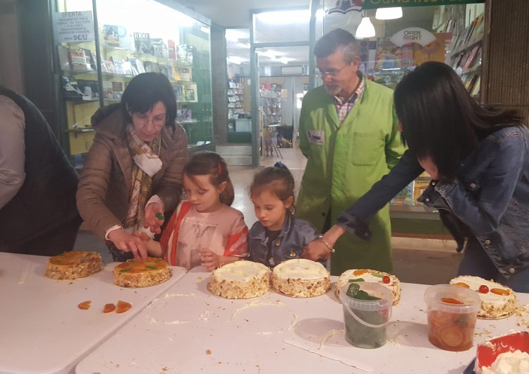 Taller de mones al centre històric de Balaguer