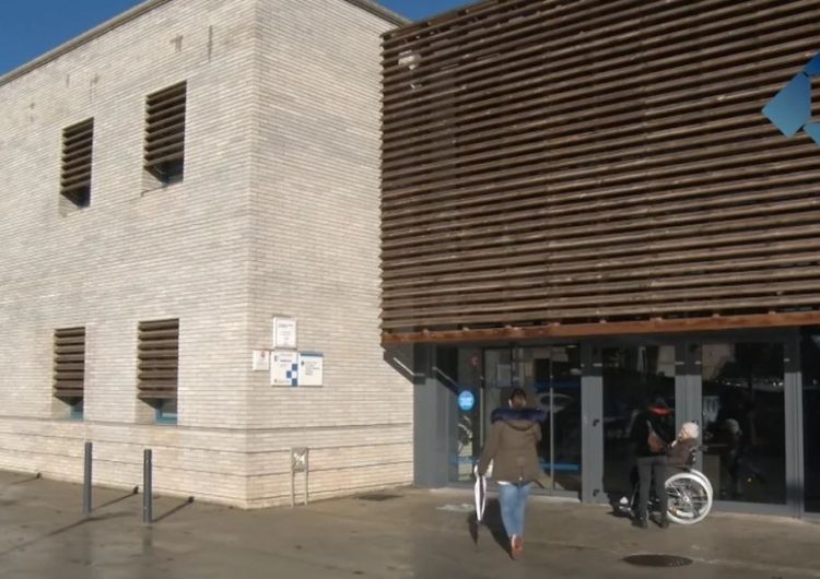 Primera jornada de vaga de metges d’atenció primària al CAP de Balaguer