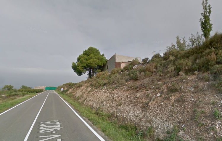 Mor una noia de Balaguer de 31 anys en sortir de la via amb el cotxe a Albesa