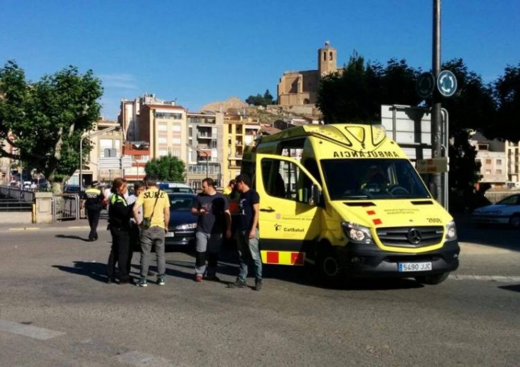 Atropellen un ciclista en una rotonda de Balaguer