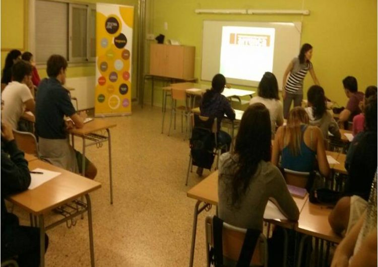 Comença el projecte Arrenca amb la primera jornada sobre emprenedoria