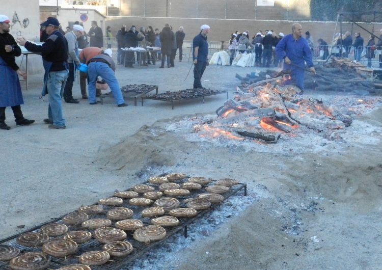 Artesa de Segre es prepara pel Carnestoltes i la matança del porc