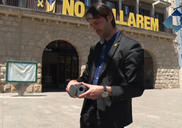 Balaguer vol reduir el nombre de burilles als carrers amb la instal·lació de cendrers a les papereres