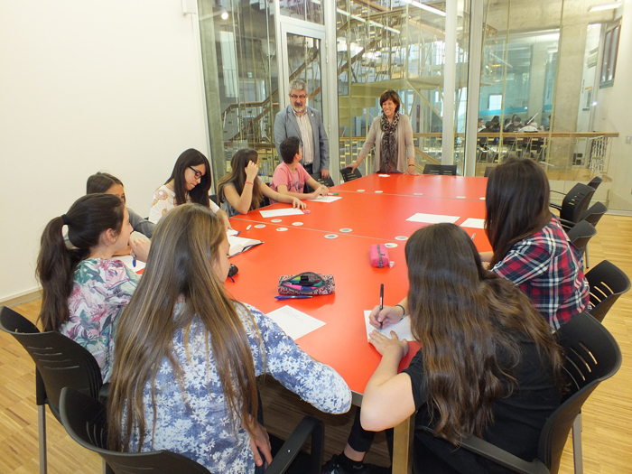 Vuitanta alumnes, a la final del certamen literari de Sant Jordi