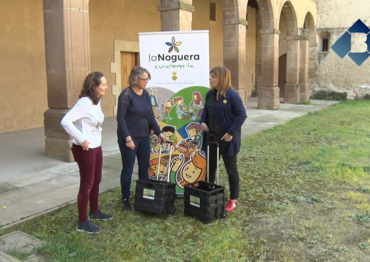 Una vintena de muncipis de la comarca distribueixen carrets per facilitar el transport d’escombraries