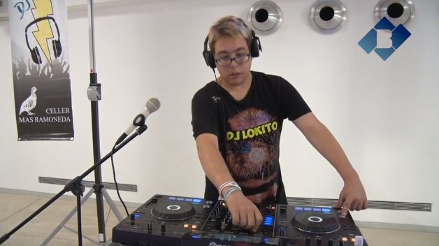 Dj Lokito anima les festes de la comarca amb les seves mescles