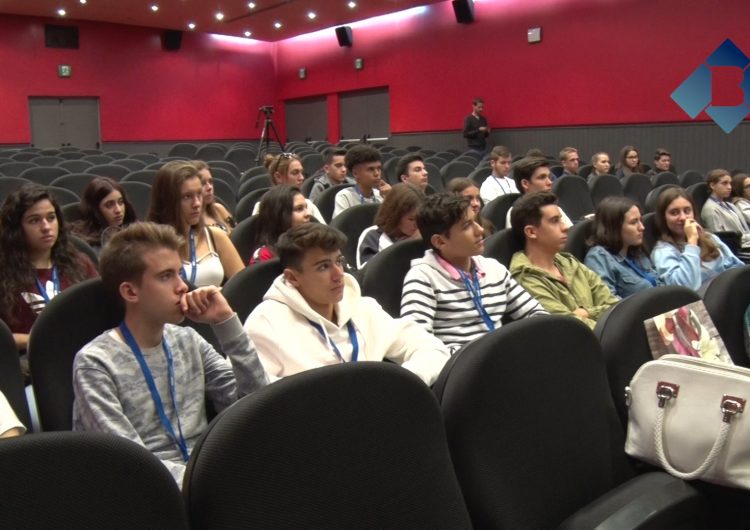 Balaguer acull una vintena d’estudiants d’arreu d’Europa que realitzen un intercanvi amb alumnes de l’escola Vedruna