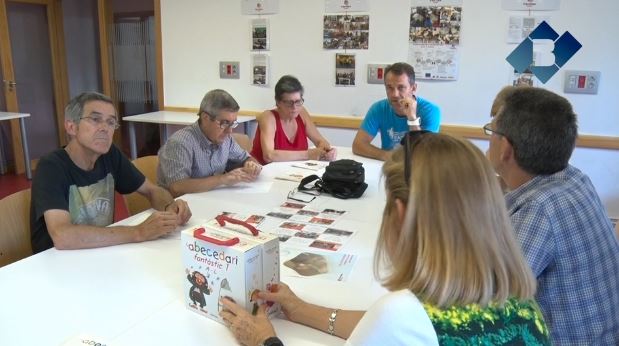 Càritas Balaguer busca voluntaris per al seu projecte de reforç educatiu