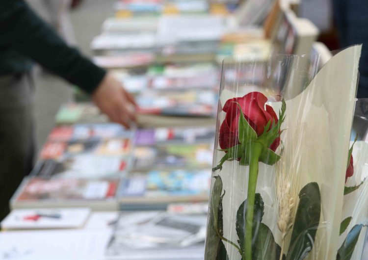 Els llibres polítics triomfen per Sant Jordi entre les personalitats catalanes