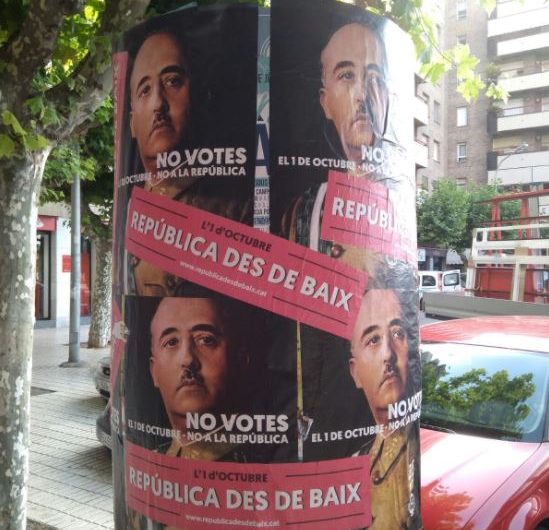 Cartells de Franco contra l’1-O a Balaguer
