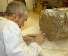 El Museu de la Noguera porta la seva col•lecció de guixeries islàmiques a Granada