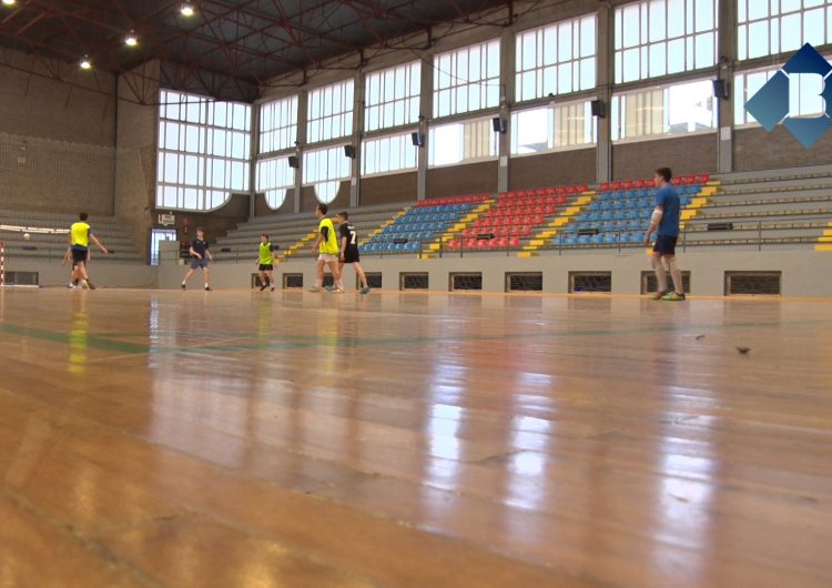 Ascens de l’equip juvenil del Club Futbol Sala Balaguer Vedruna