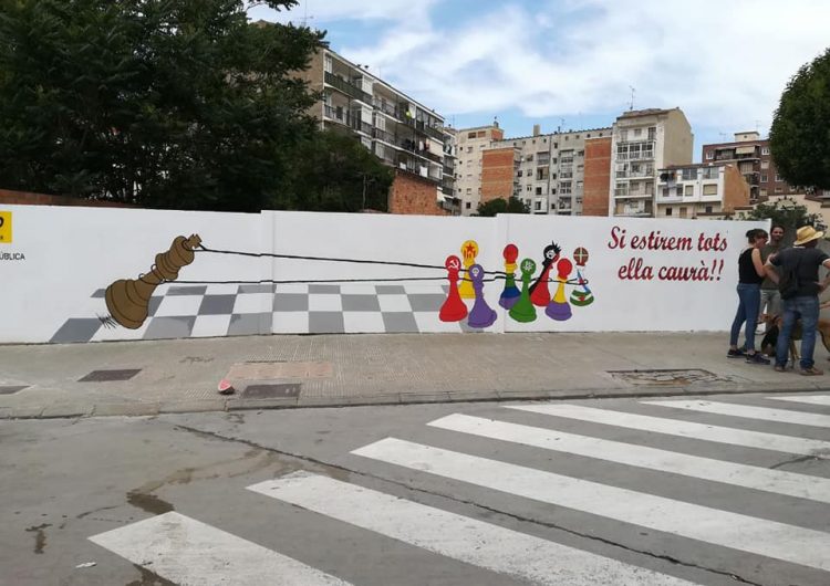 La CUP de Balaguer repinta el mural que va ser atacat abans de les municipals