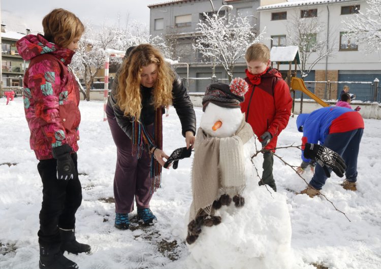 Un nou front podrà deixar nevades a 200 metres a partir del migdia a Ponent