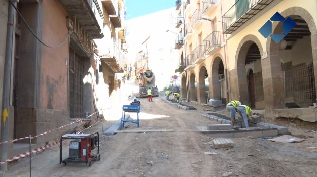 Fase final de les obres del carrer Botera