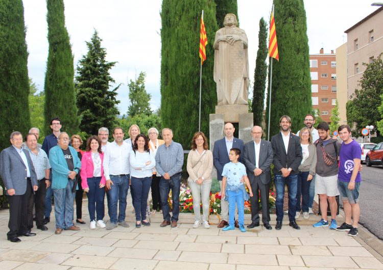 Ofrena Floral del Casal Pere III al Comte d’Urgell