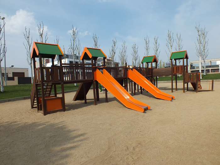 Els parcs infantils de Balaguer renoven la imatge