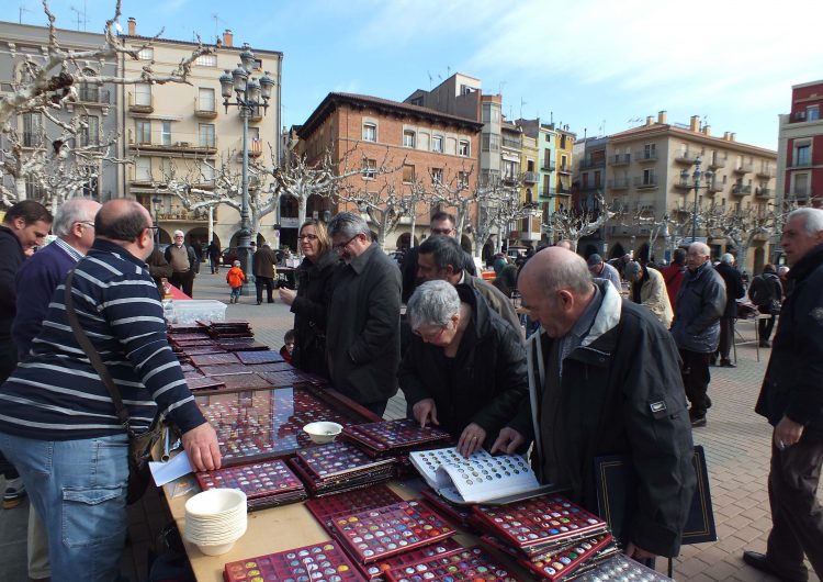 Balaguer acull la 9a Trobada de plaques de cava i col·leccionisme