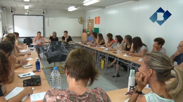 Els professors tornen als centres educatius per preparar el curs escolar 2018-2019