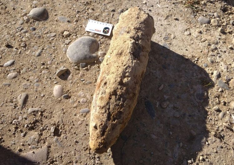 Es troba un projectil de la Guerra Civil al carrer Santa Maria de Balaguer