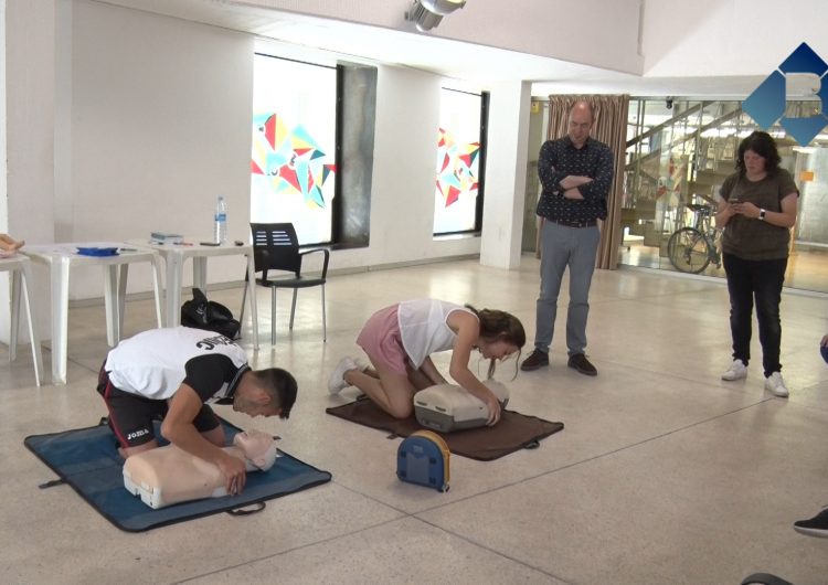 L’Ajuntament de Balaguer forma en primers auxilis els treballadors que tindran cura d’infants durant l’estiu