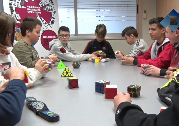 L’Escola Vedruna celebra aquest cap de setmana el II Torneig Internacional de Cub de Rubik