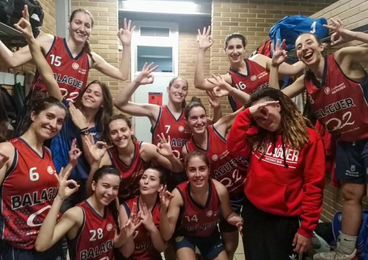 Victòria del sènior femení del CB Balaguer contra el Sant Cugat