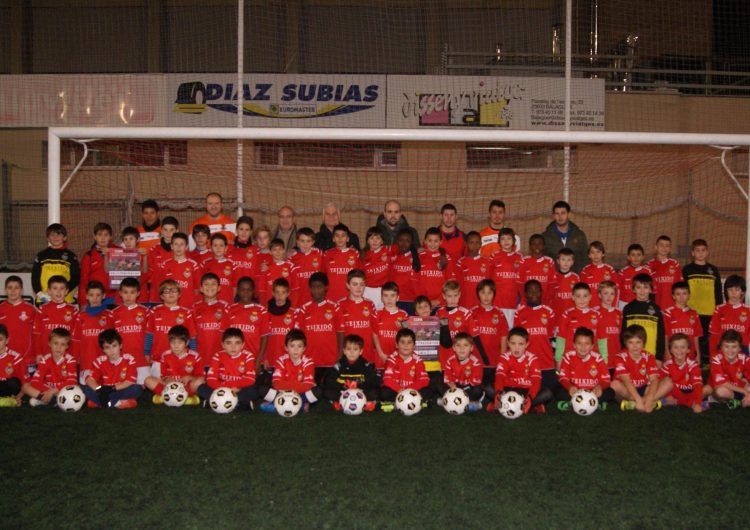 Tretze clubs de futbol al III Torneig de Nadal de Balaguer