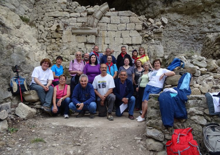 Els veïns i descendents de Tragó de Noguera visiten les restes del poble