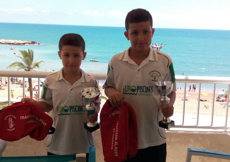 Doble podi dels germans Suñé del CEN Balaguer a la Travessia del Port de Vinaròs