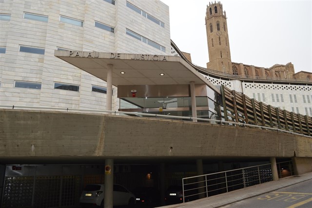Surt de la presó el ciutadà xinès que va causar un accident greu a la Noguera i el jutge li retira el passaport