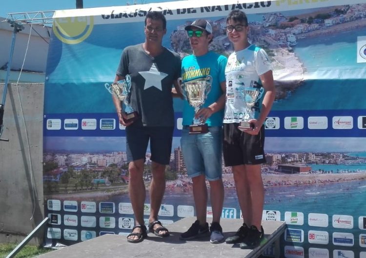 Lluís Pijuan del CEN Balaguer, segon classificat absolut a la travessia entre Peñíscola i Benicarló