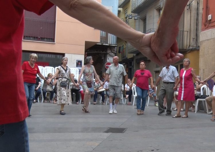 Balaguer celebra Sant Jaume amb sardanes i una missa