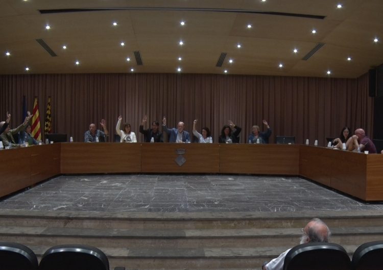 L’Ajuntament de Balaguer rebutja la sentència de l’1-O en un ple d’urgència