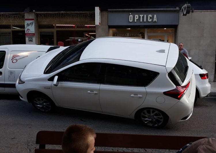 Aparatós accident al passeig de l’Estació de Balaguer