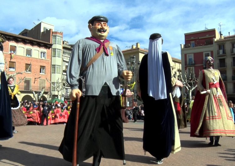 Balaguer celebra el dia més important de la festa major en honor al Sant Crist